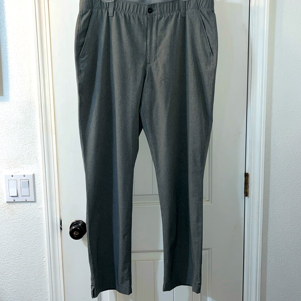 Men’s Under Armour golf pants
